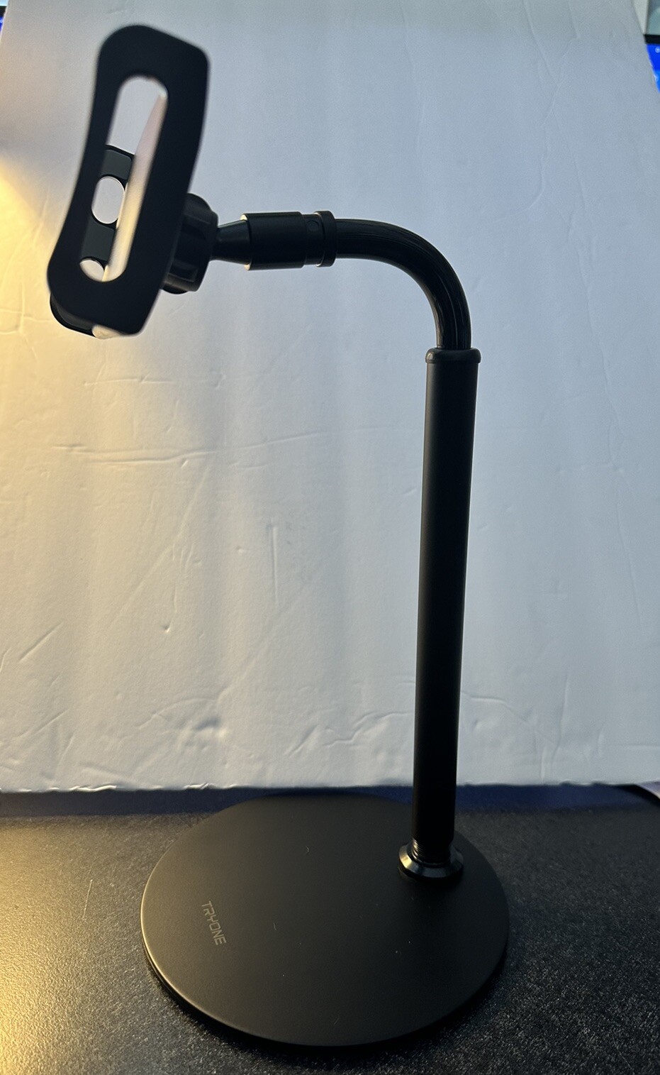 TRYONE Tablet Gooseneck Tablet Stand BRAND NEW
