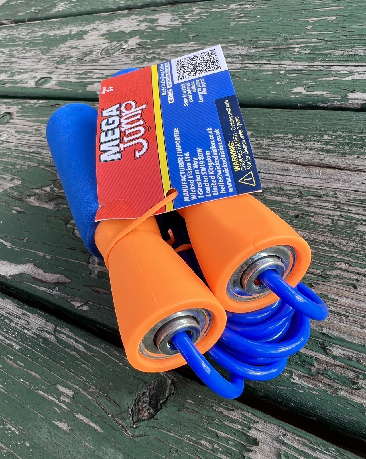 MEGA JUMP Skipping Rope With Soft Foam Handles & Ball Bearing Axle 8ft • Blue