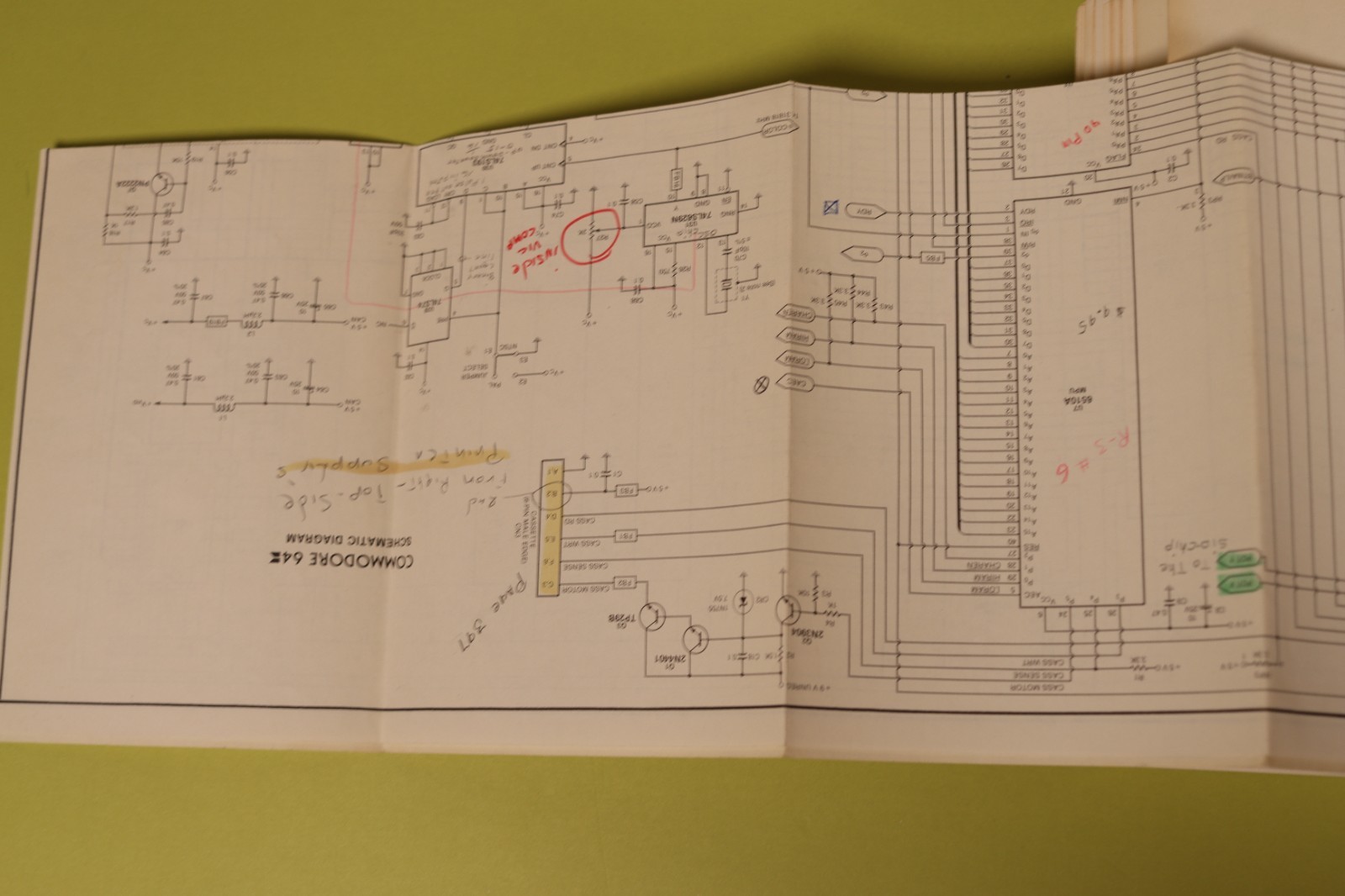 Commodore 64 Programmer's Reference Guide First Edition 7th Printing 1983