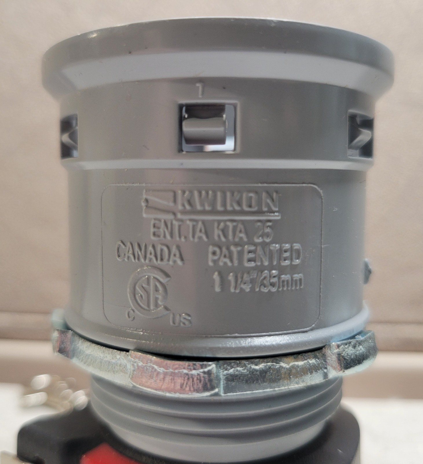Kwikon 1-1/4 in PVC ENT Threaded Male Adapter With Locknuts