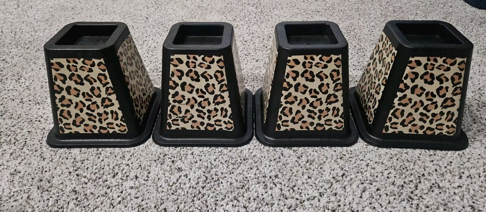 Bed Risers LEOPARD Storage Organization Durable LEOPARD 4-Pack 6 Inch Bed Risers