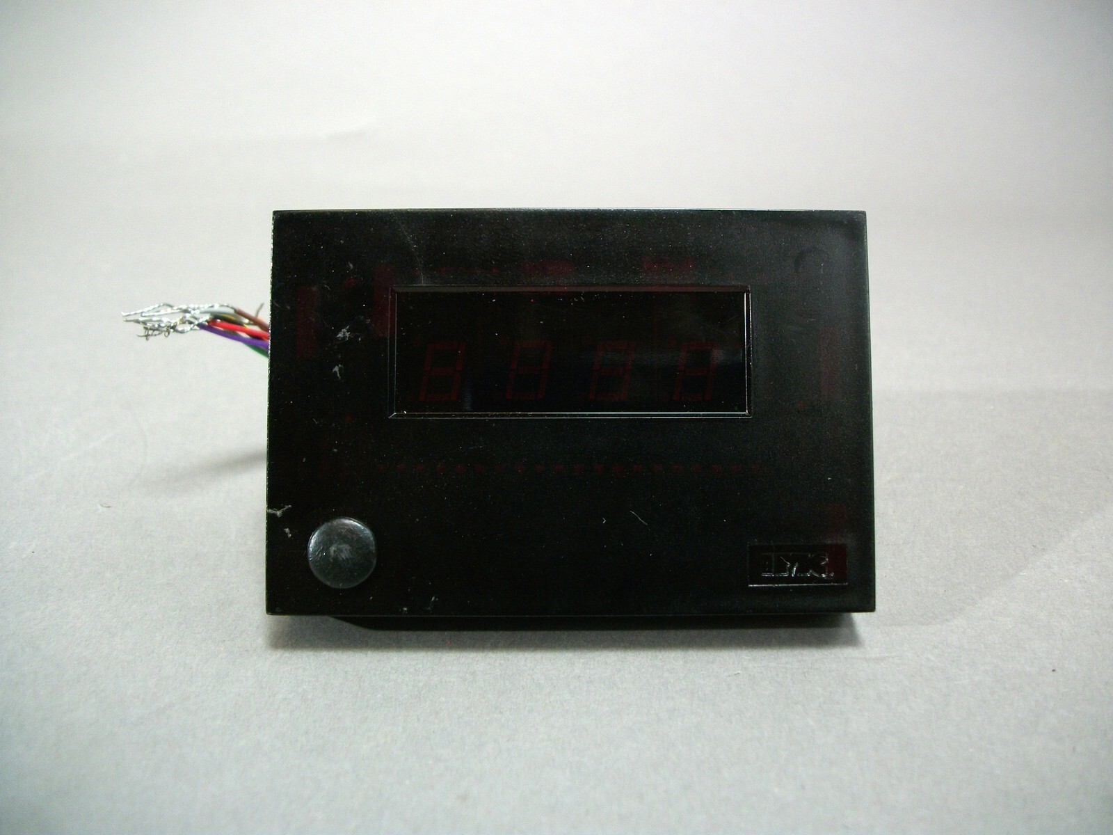 FLW Inc. Digital Display 516-1000 Free Shipping - New