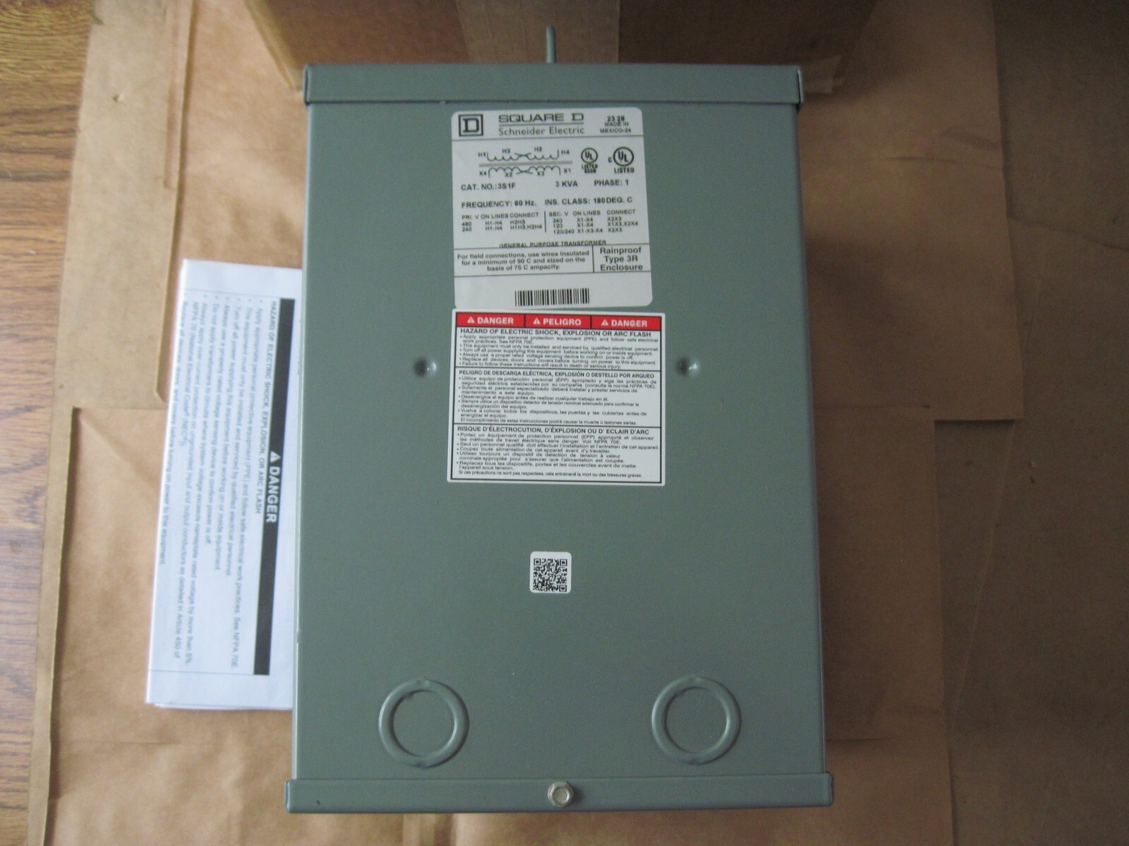 Square D 3S1F Transformer 240/480VAC 3KVA 1PH Type 3R Enclosure, 35941, NEW