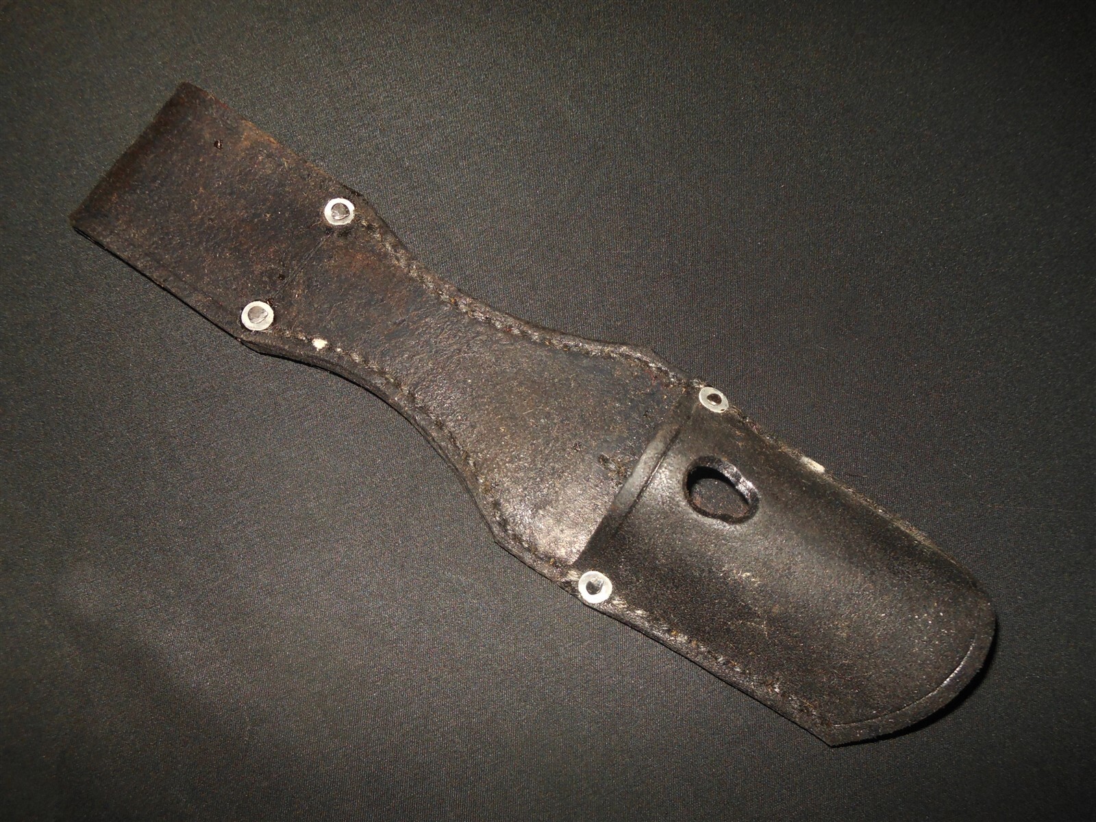 WW2 German Wehrmacht - K98 LEATHER BAYONET FROG - 1941 - NEW OLD STOCK - SUPERB!