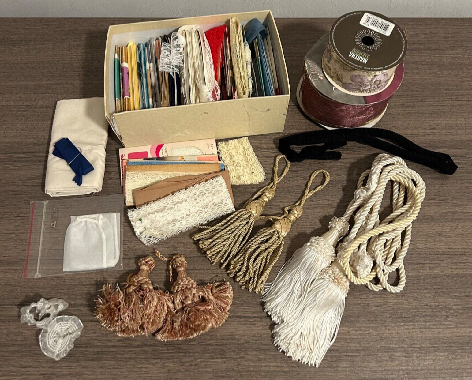Lot of Vintage Sewing Fabric, Cords, & Ribbons - J&P Coats, Talon, Wrights, etc.