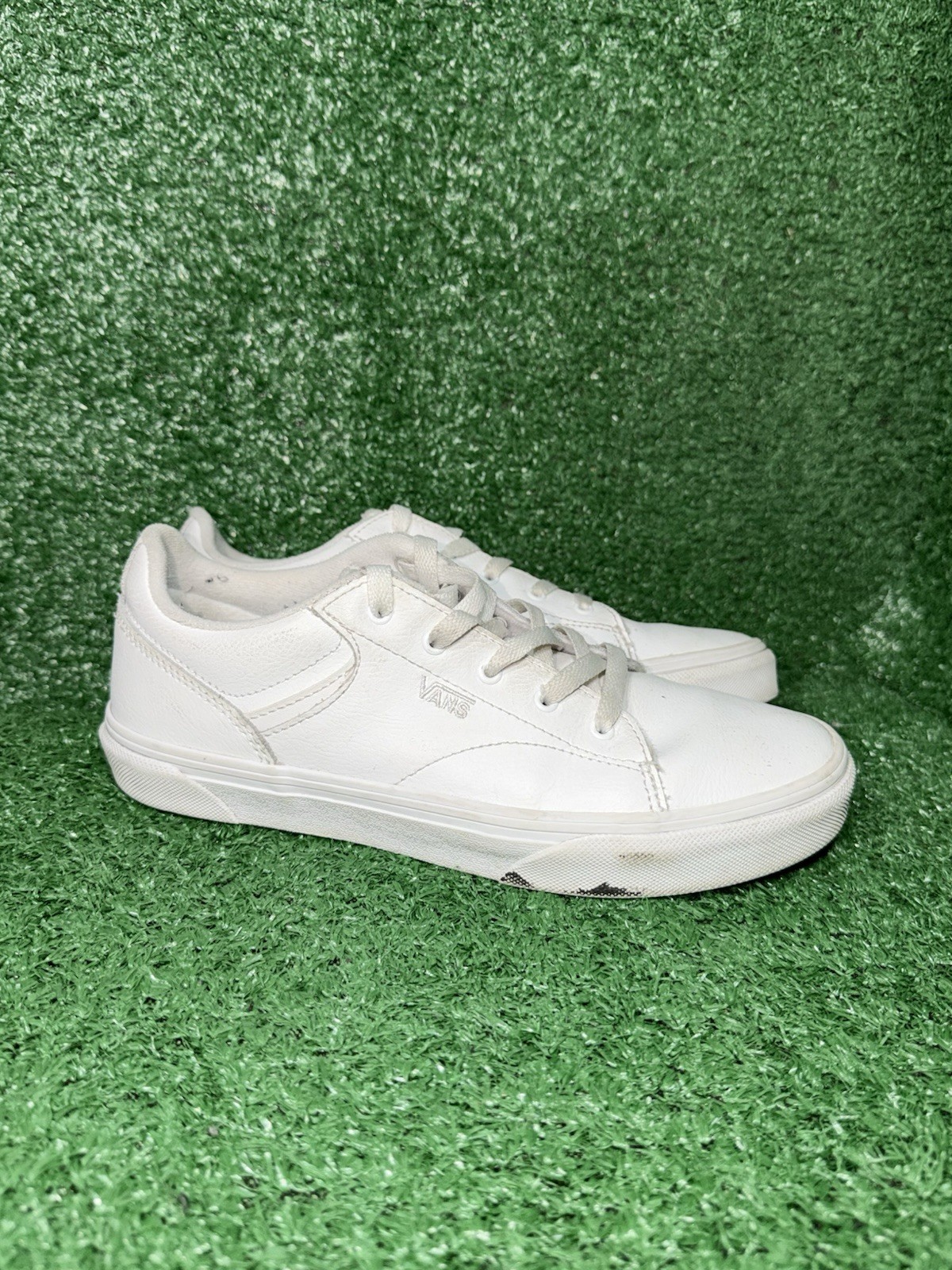 VANS Women Size 7.5 Old Skool White Leather Daily Casual Shoes Skate Sneakers