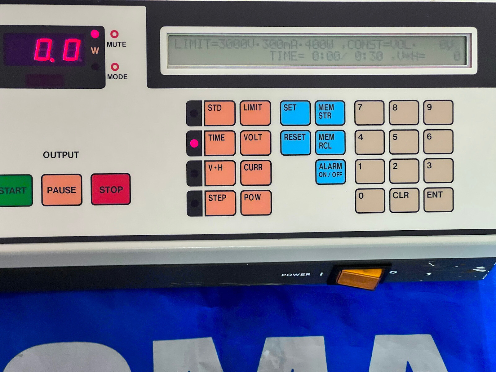 Bio-Rad 3000Xi Computer Controlled Electrophoresis Power Supply