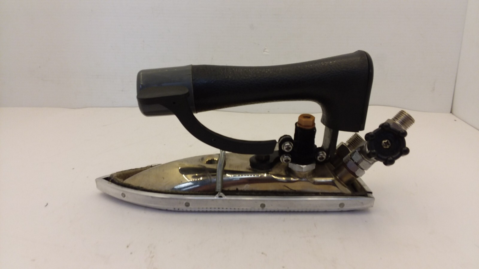 INDUSTRIAL STEAM POWERED IRON STAINLESS STEEL BASE LEVER FOR STEAM