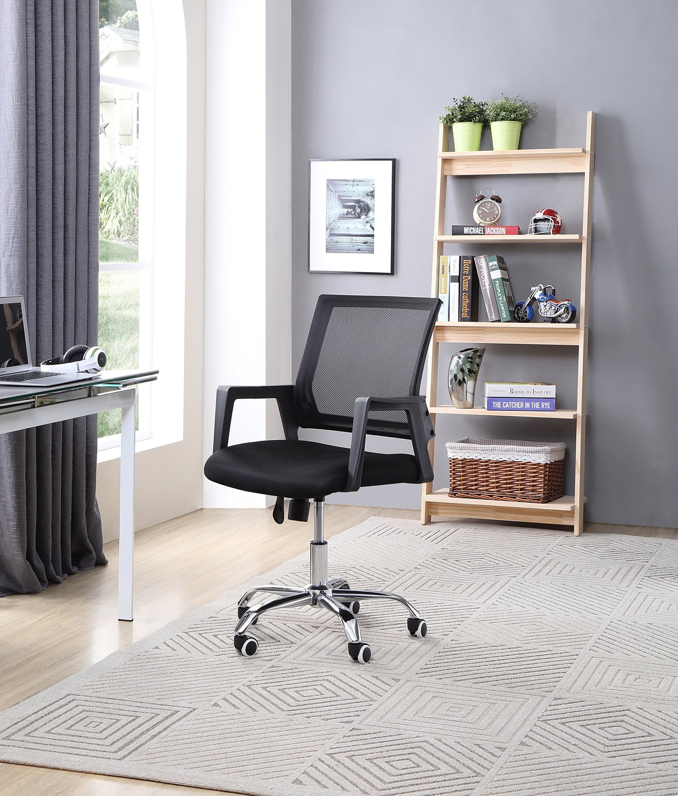 Import HI-4025 Black Mesh Office Chair