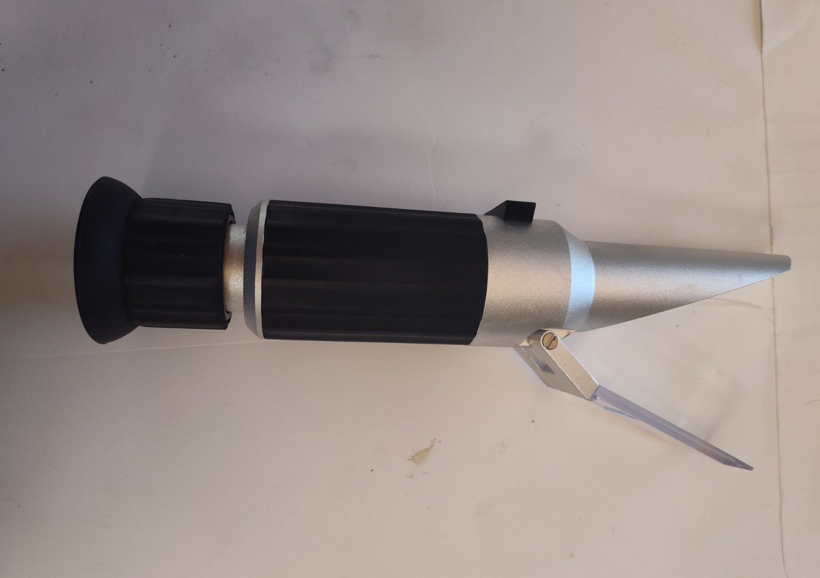 Westover Model RHB-32 Hand Held Brix Refractometer