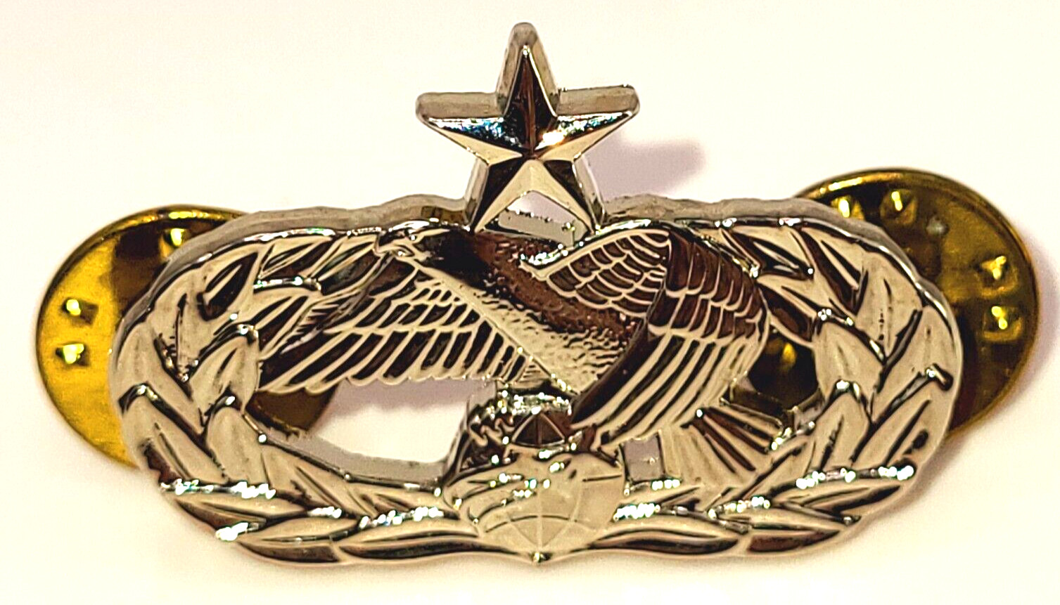 Militaria US Air Force Senior Logistics Readiness Silver Tone IIC V-21
