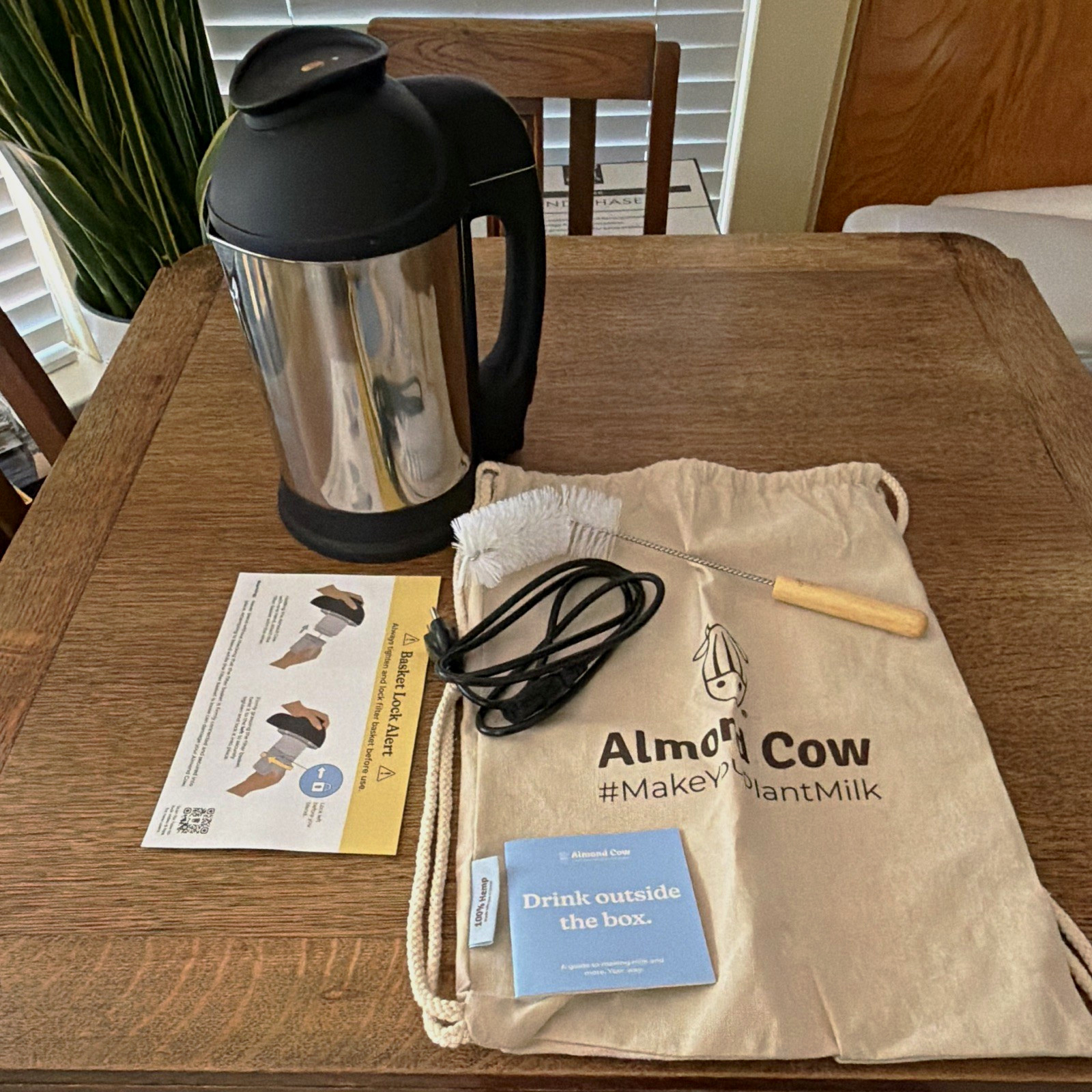 Almond Cow Plant-Based Milk Maker Electric 120V Black Stainless w/ Box Kit