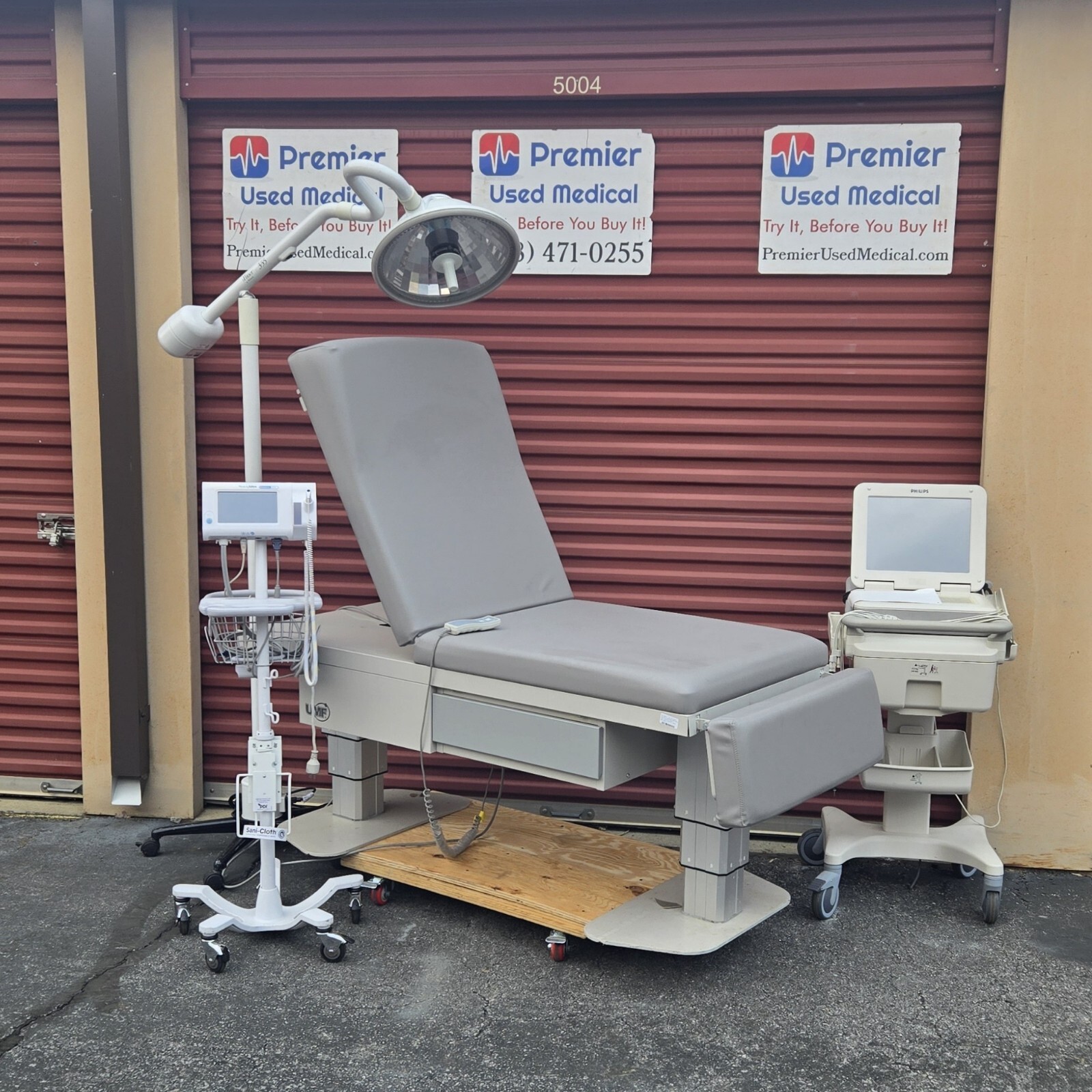 Exam Tables for Sale Midmark Ritter Power Chair Model 630 w Black Upholstery