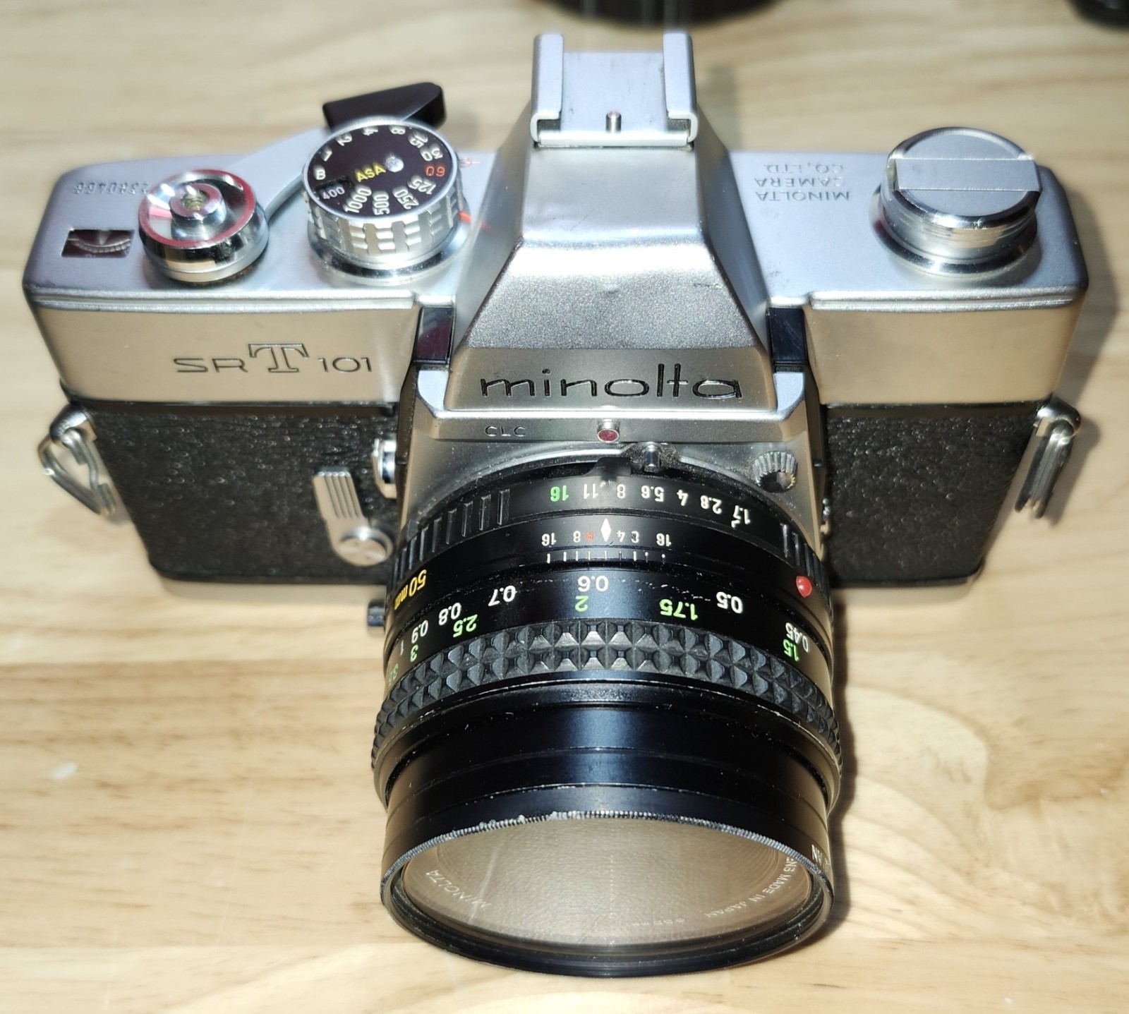 Camera & Accessory Lot - Minolta SRT 101 / Ricoh KR-10
