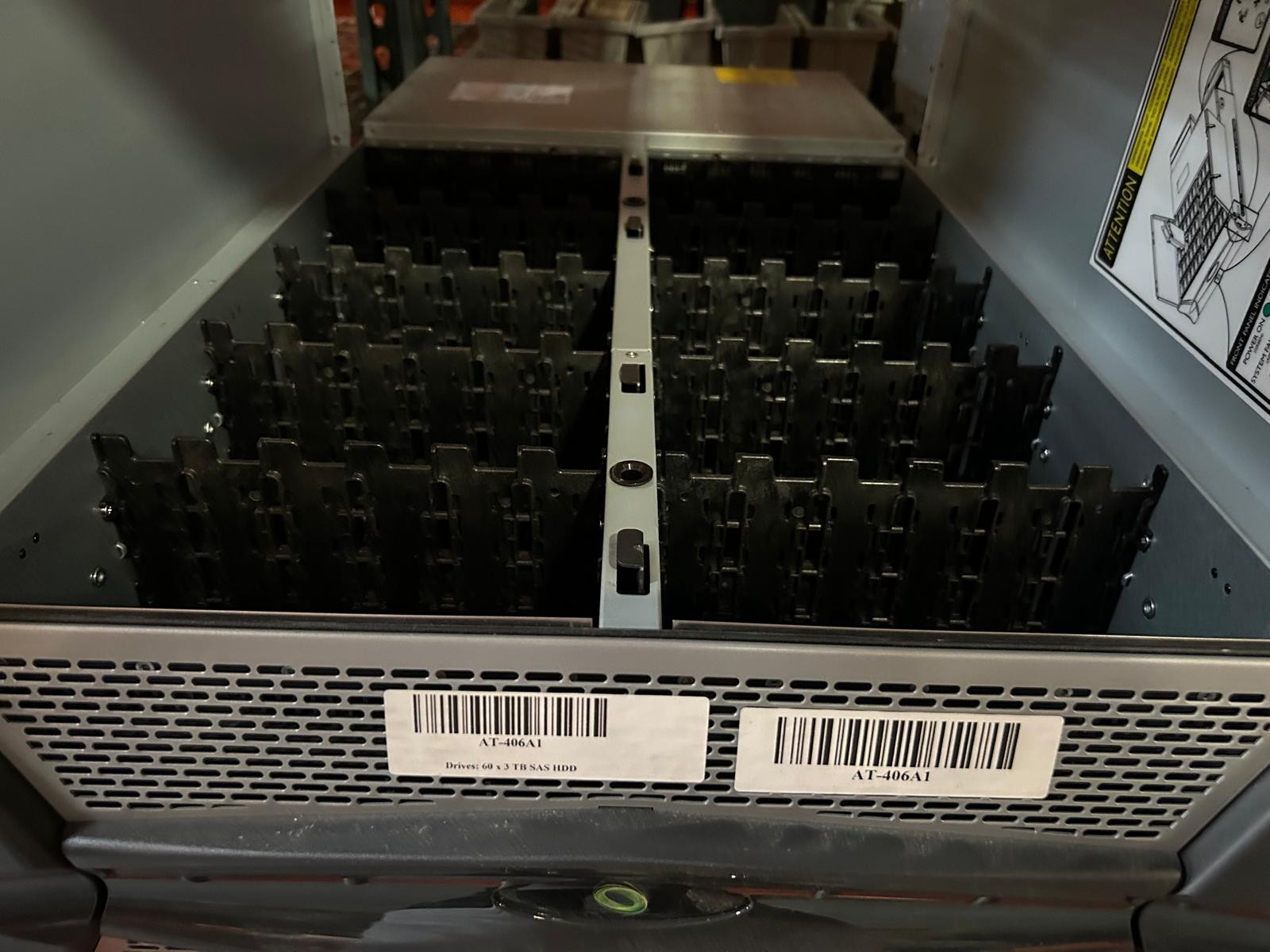 Newisys NDS4600-CS-02 Disk Array 2x controllers No Drives No Trays