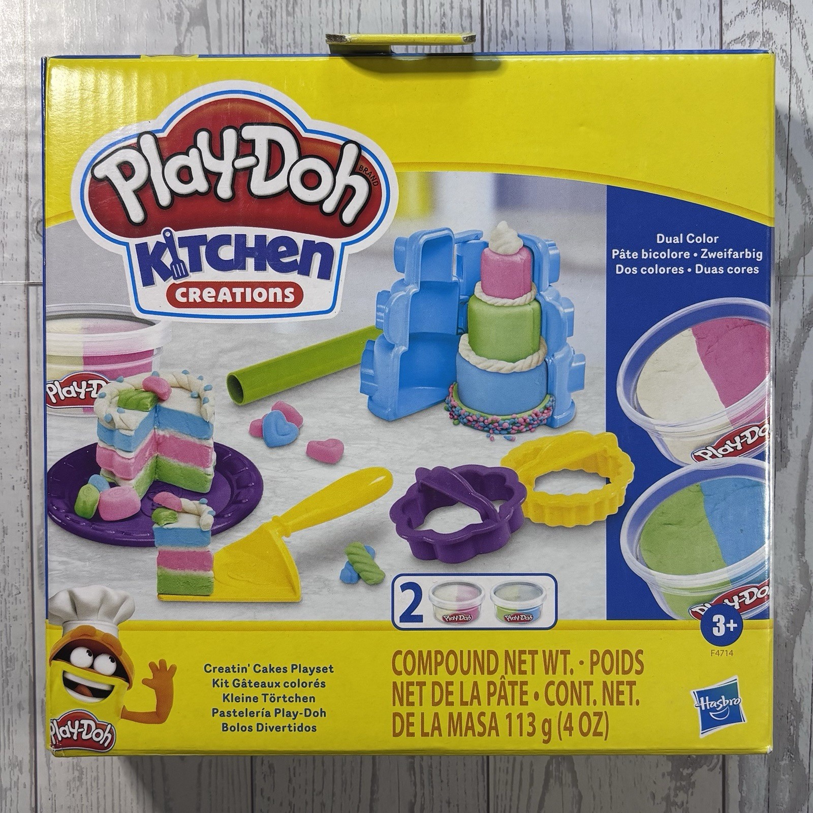 Play-Doh Kitchen Creations Creatin’ Cakes Playset F4714 – New Sealed