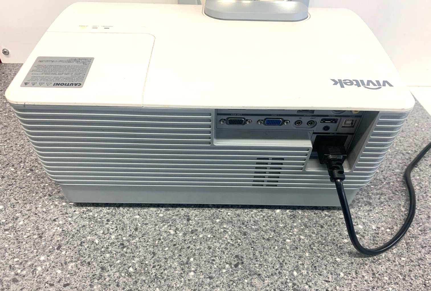 Vivitek D795WT DLP Short throw Projector