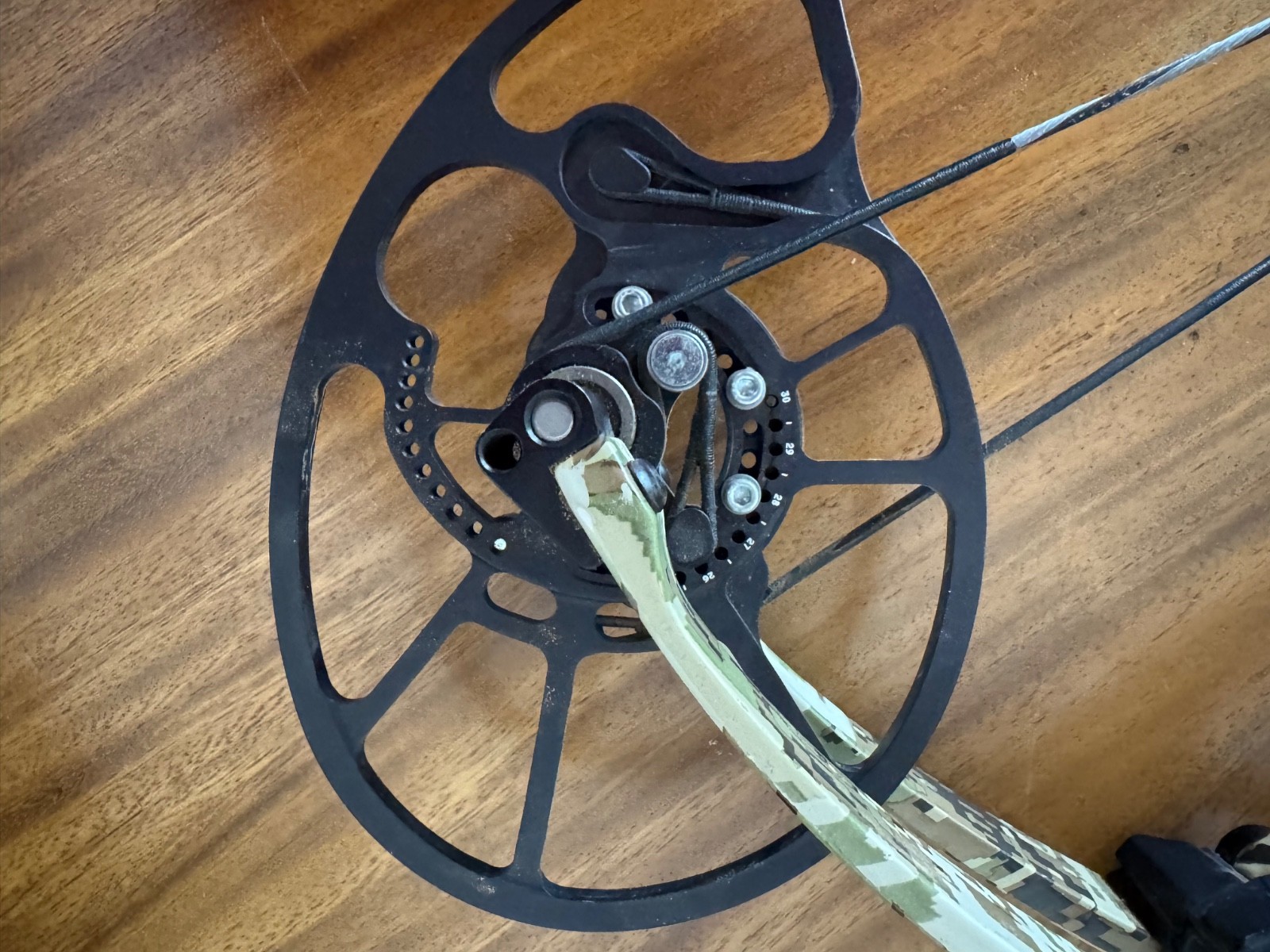 Bowtech solution compound bow RH