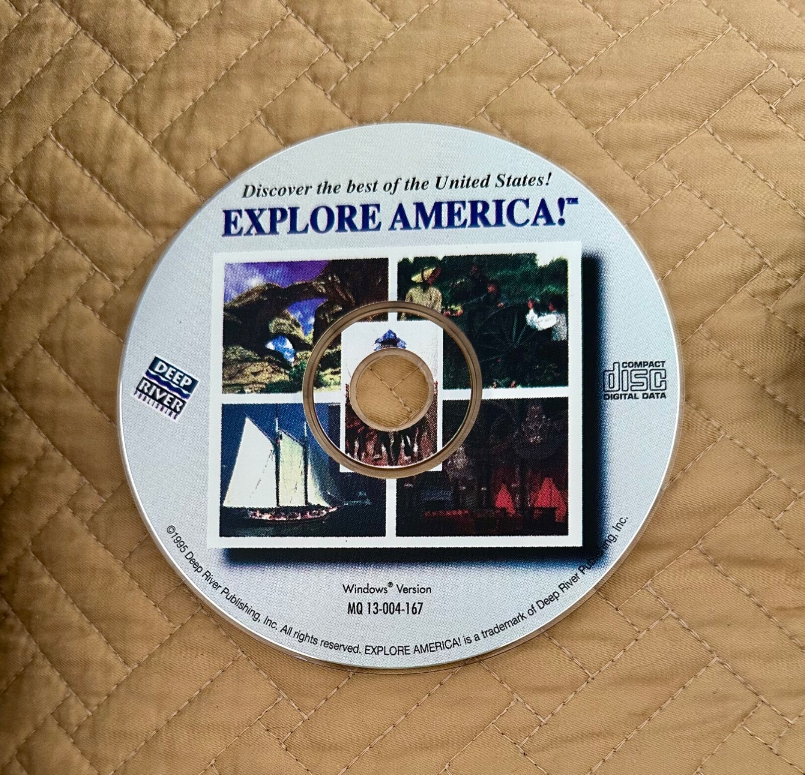 PC Software CD Disc Deep River Publishing Explore America! United States (1995)