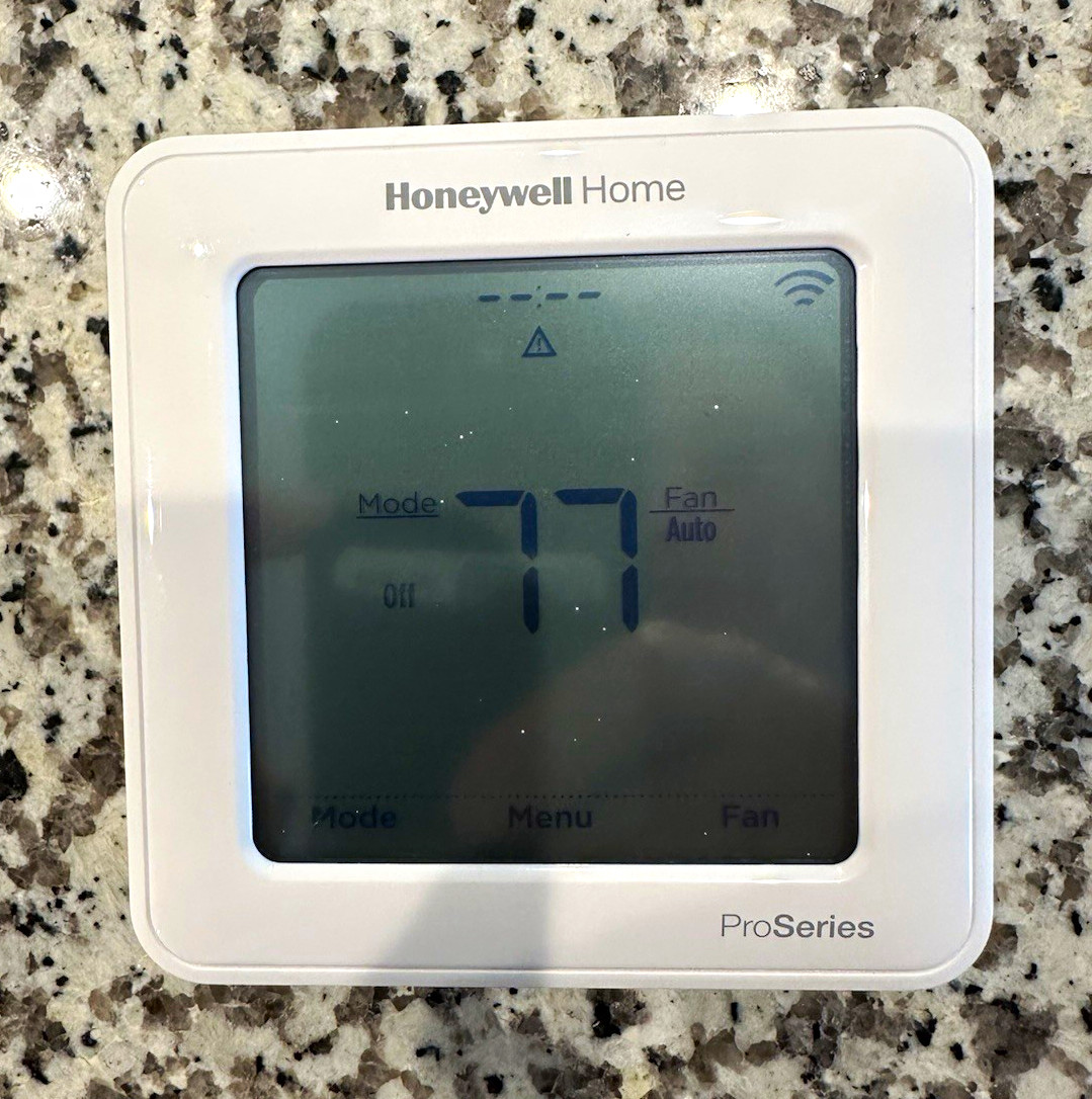 Honeywell Home T6 Pro Z-Wave SmartStart Programmable Thermostat 2H/2C