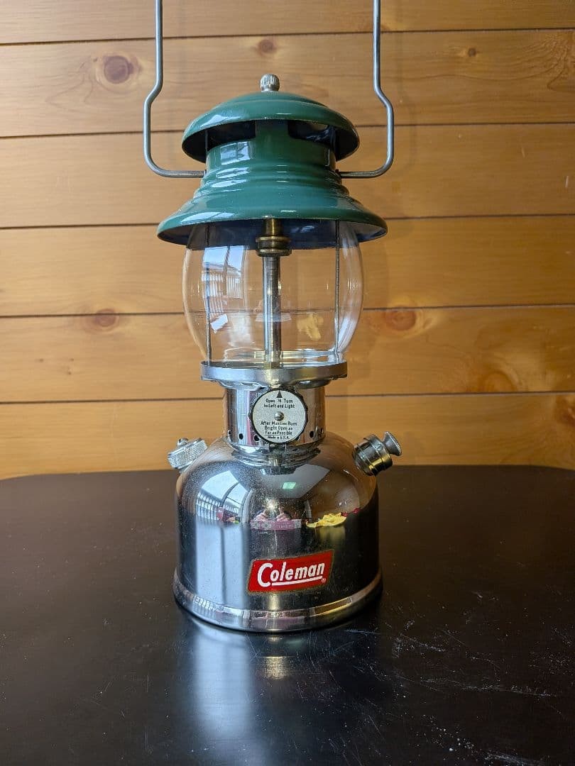 Coleman Pre-Owned Lantern 202 Professional 57 Made In