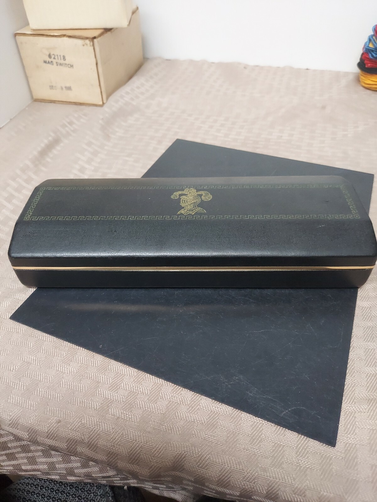 Black Knight Shields Box With "E" cufflinks 5 Total Sets