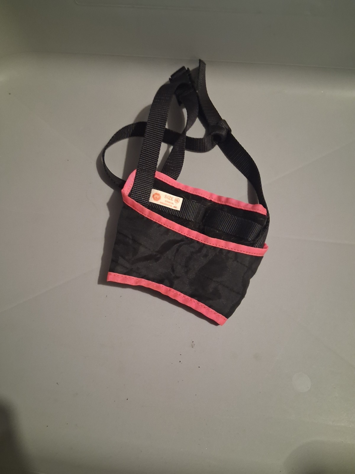 Spot Brand, Lined Nylon Muzzle, Black/Pink Size  5XL