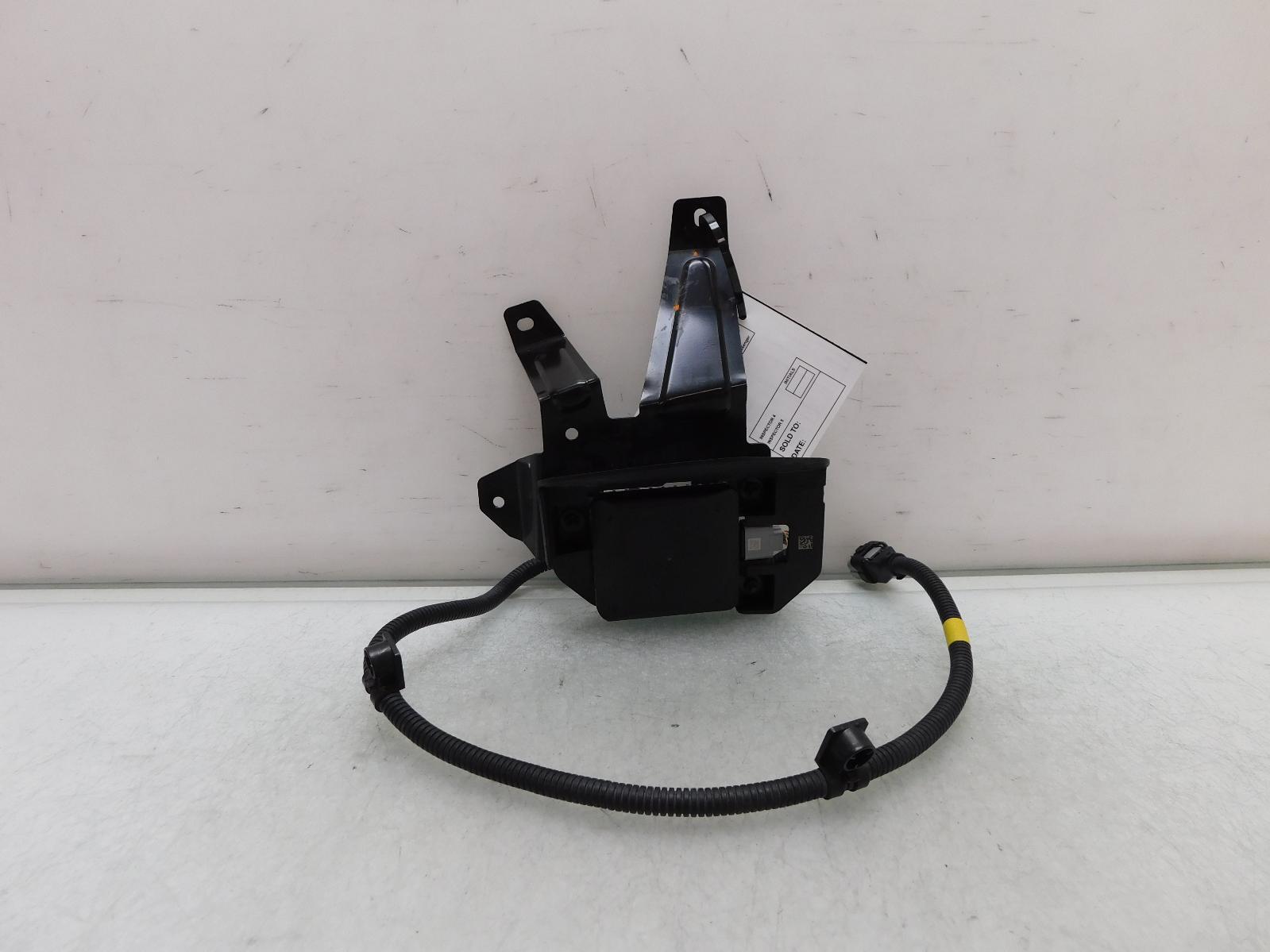 HYUNDAI PALISADE LEFT BLIND SPOT RADAR 99140-S8030 OEM 20 21 22 2020 2021 2022