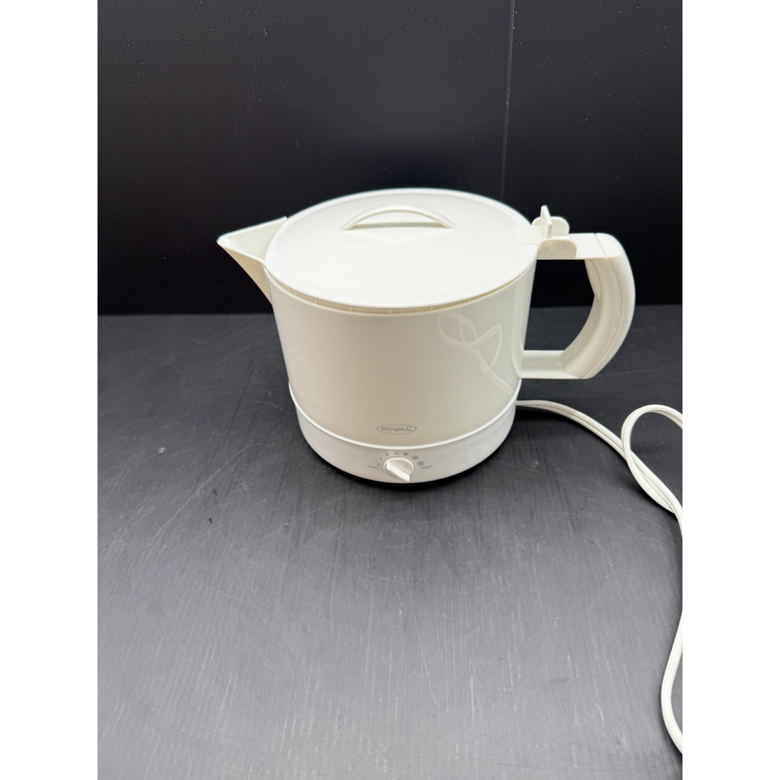Rival 4071-WN 32-Ounce Hot Pot Express
