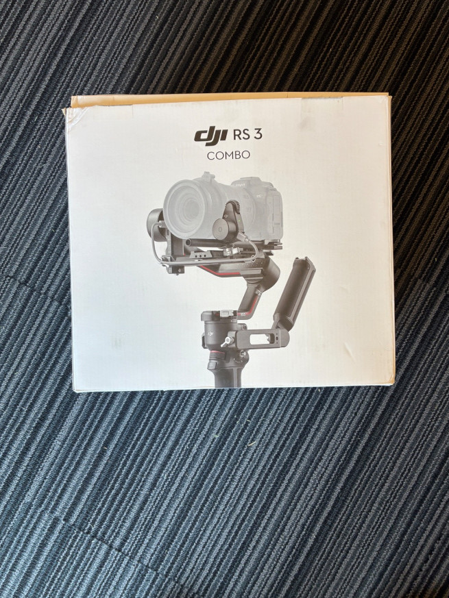 DJI RS 3 Pro Gimbal Stabilizer