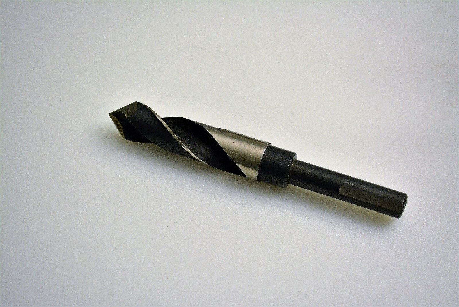 drill bit for  plexiglass acrylic lexan 5/8"