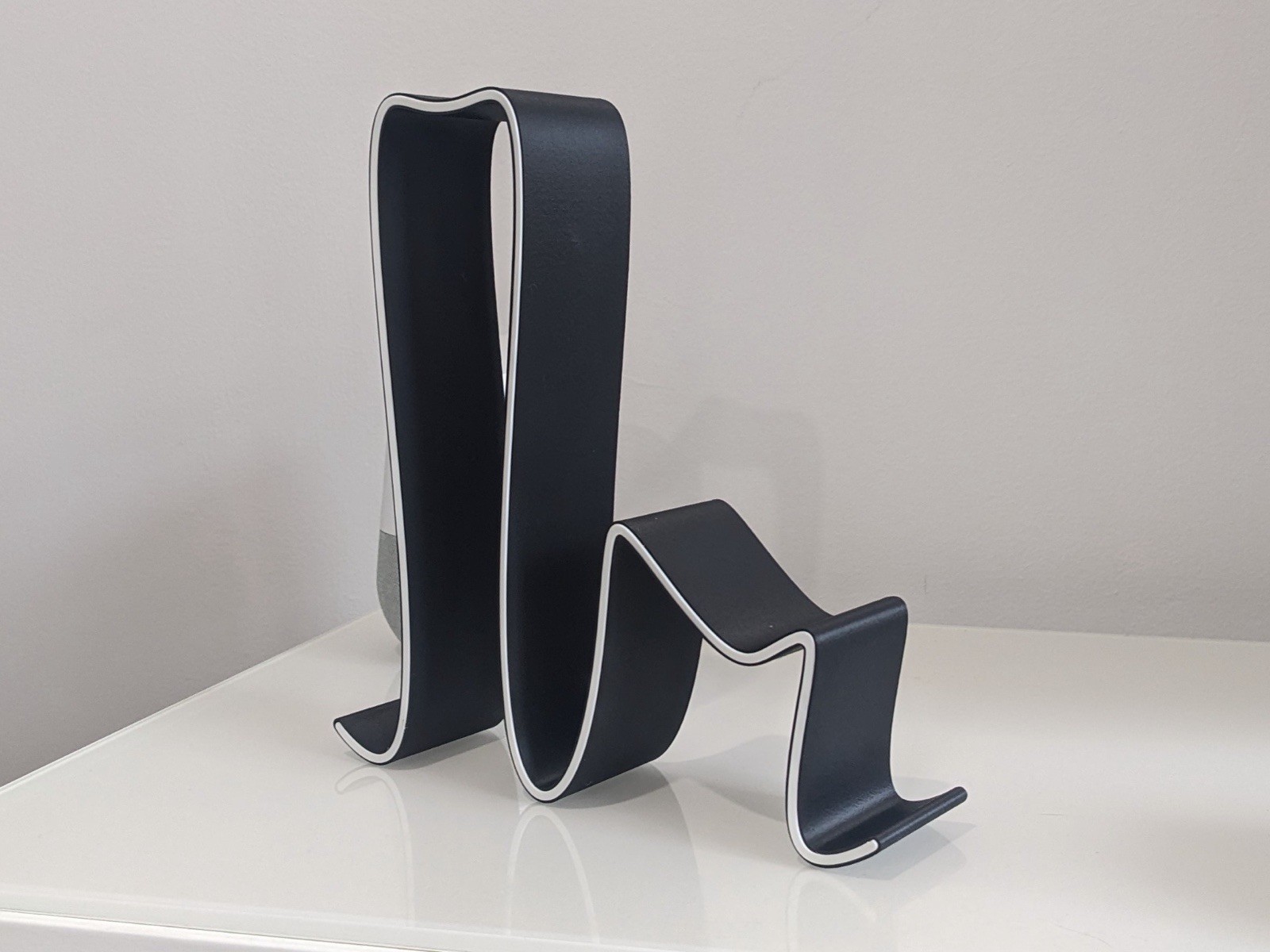 The Squignature' - Headphone & Controller Stand Universal