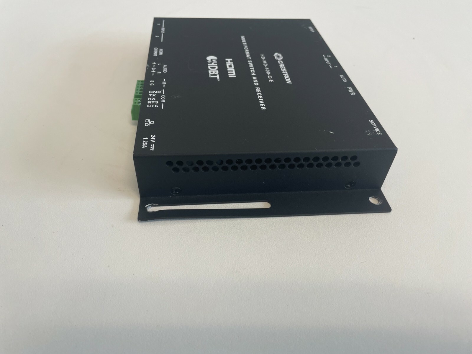 Shelf5: Crestron HD-MD-400-C-E Multiformat Switch and Receiver