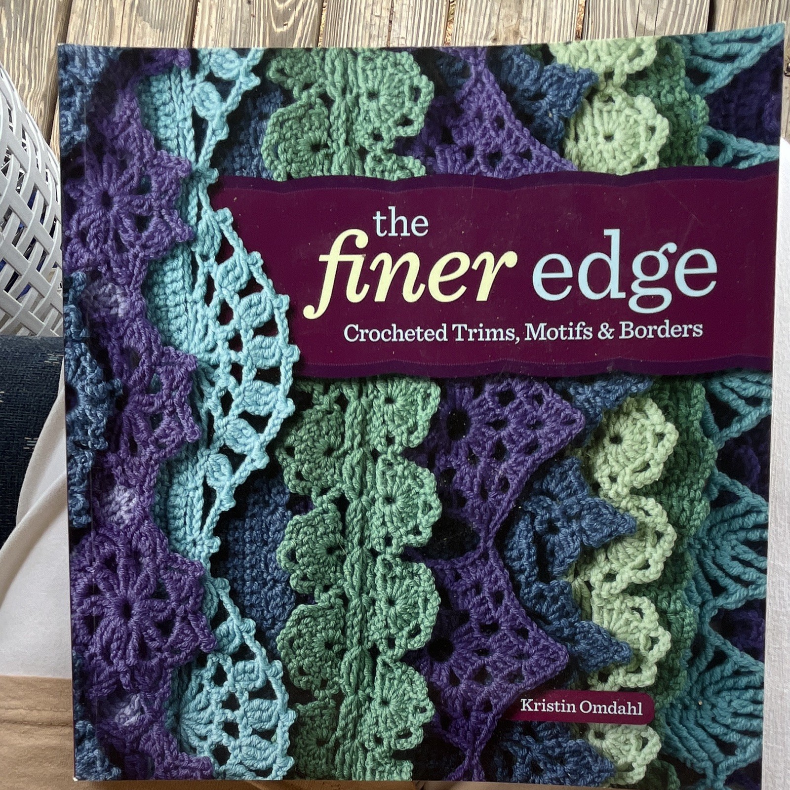Interweave Press The Finer Edge Crochet Trims Motifs & Borders Book 12CR02