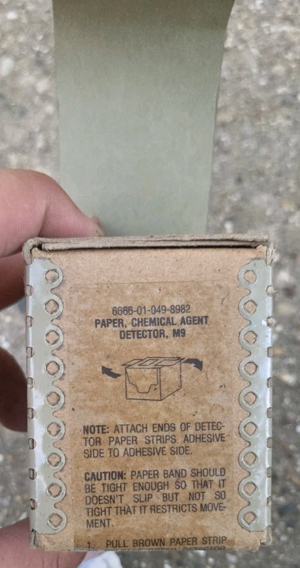 Chemical Agent Detector Paper, M9 Mfg Anachemia Canada Inc. 1983 Exp 1986