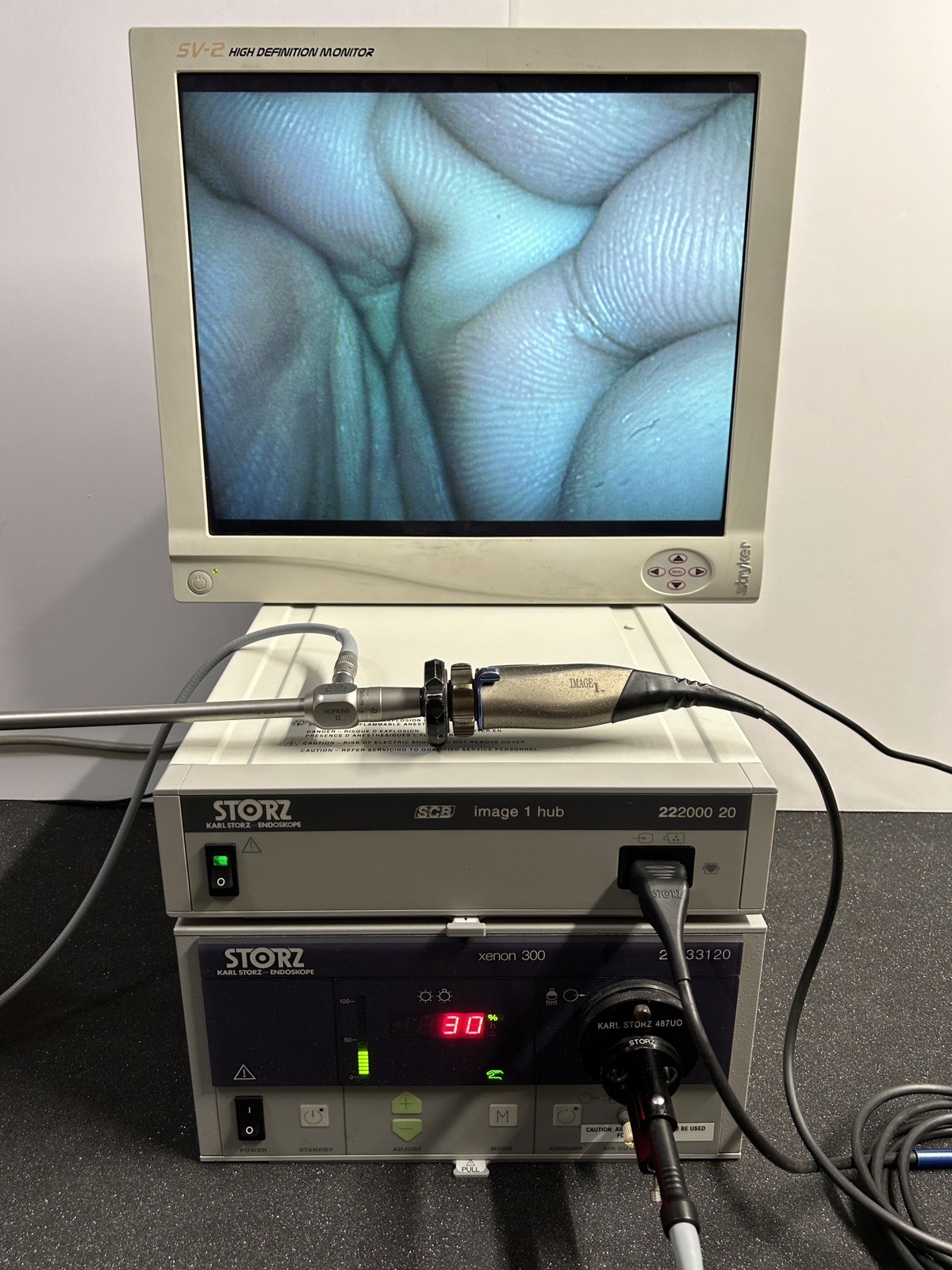Karl Storz Image 1 System W/ Image 1 S3 Camera W Coupler, Image 1 HUB, Xenon 300