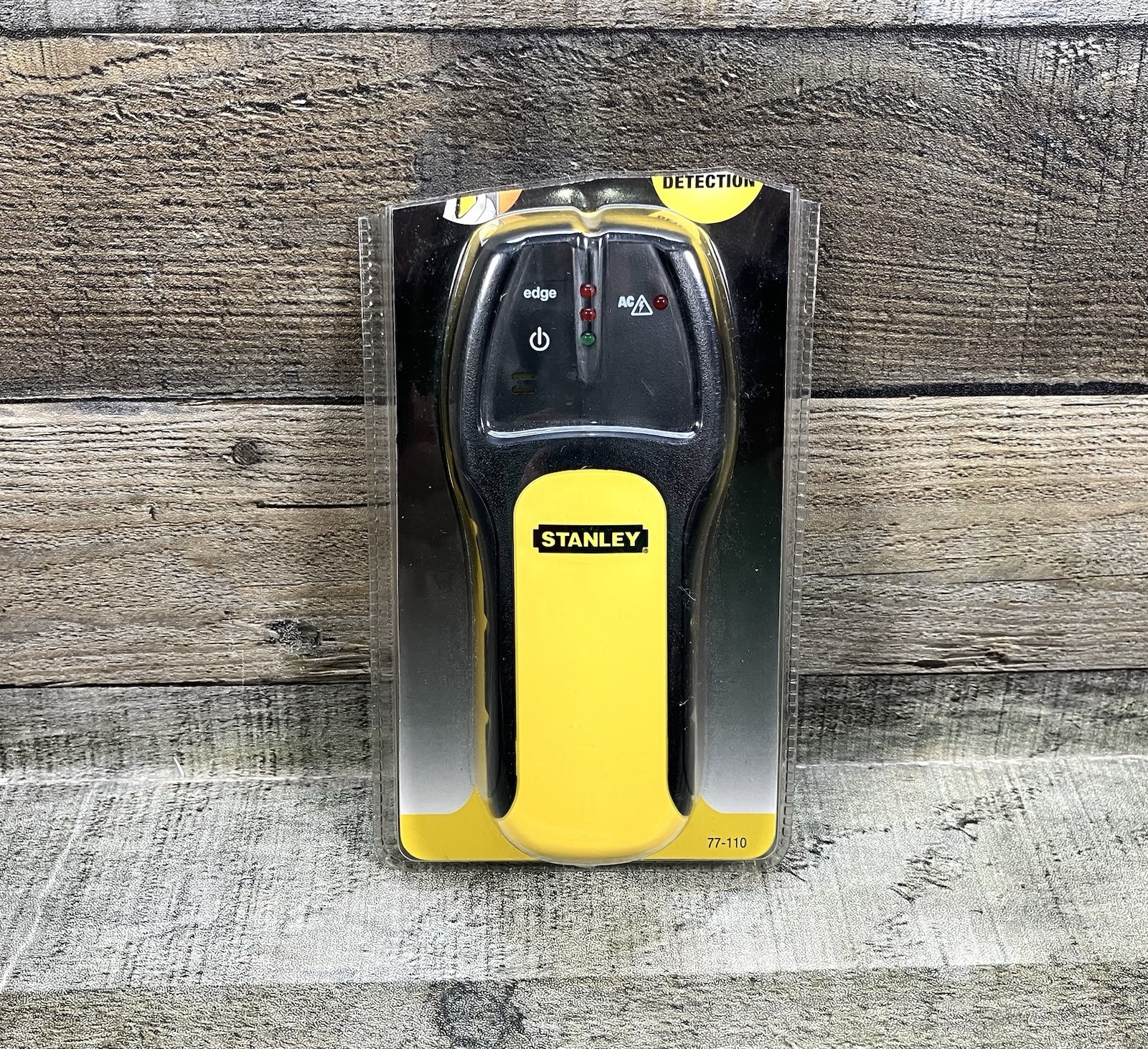 Stanley 77-110 IntelliSensor Stud Finder/Sensor - Requires 9-Volt Battery NOB