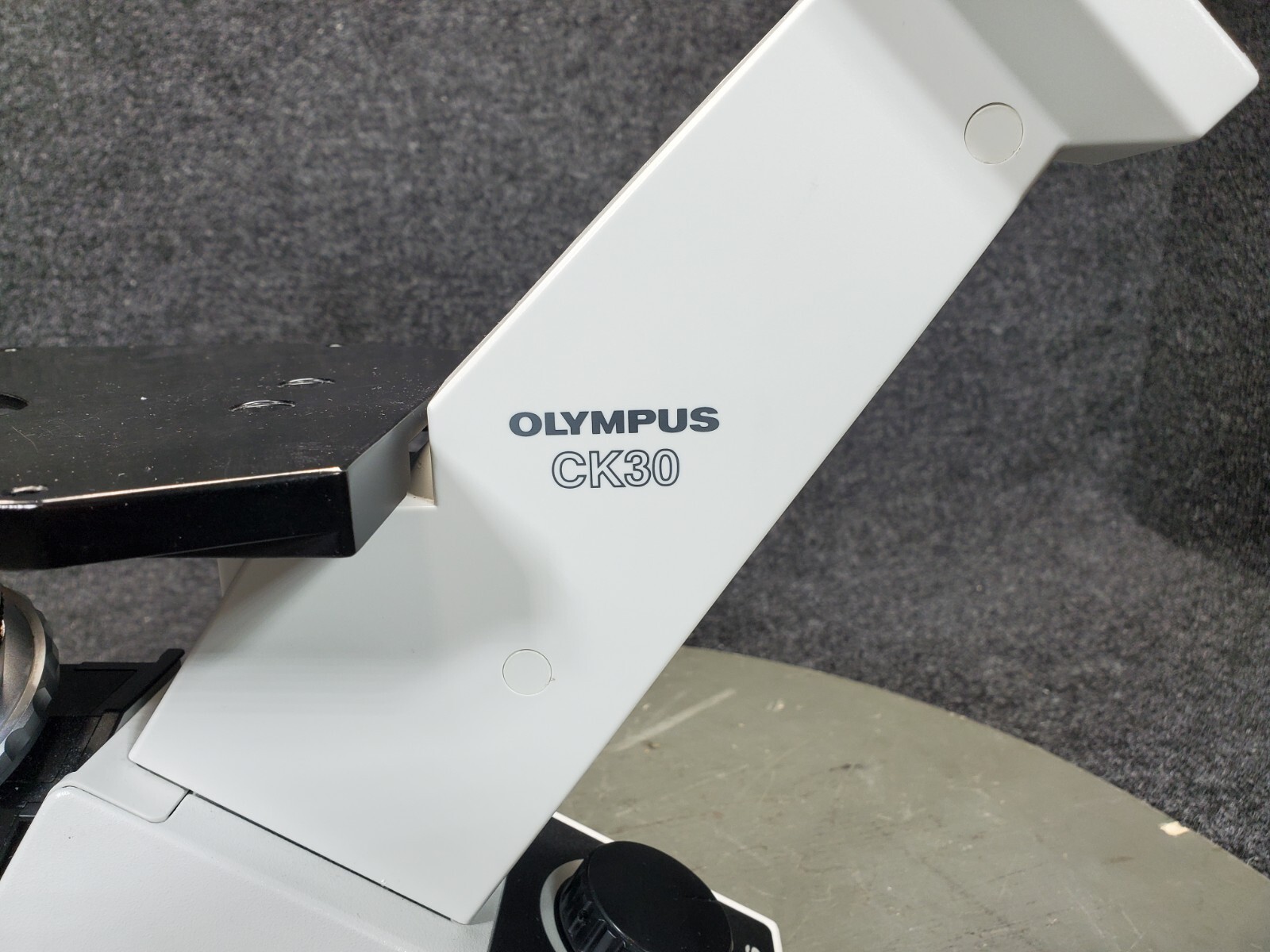 Olympus CK30 Inverted Microscope w/ 3 objectives, CK40-SLP Phase Contrast slider