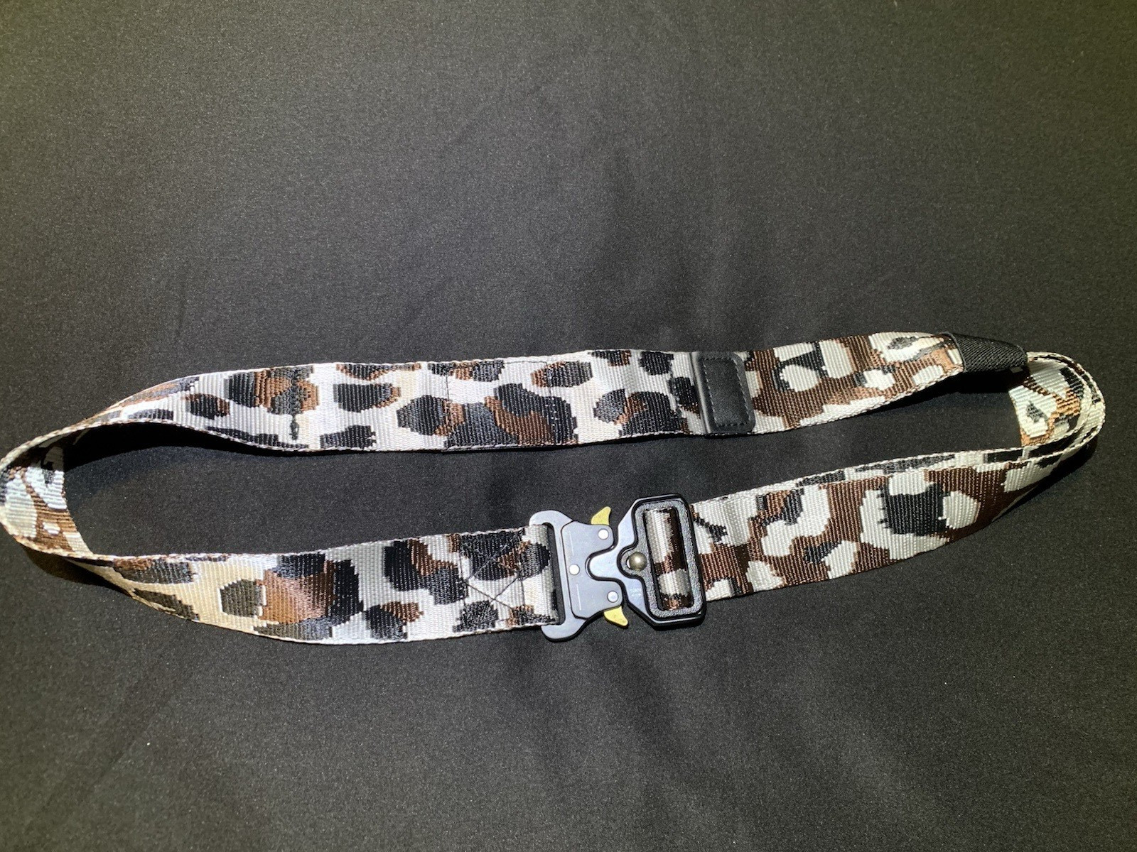 Seknshon Travel Belt for Luggage Adjustable Strap Animal Print Carry On
