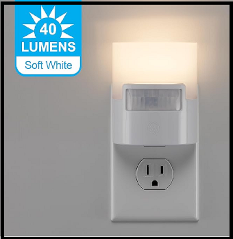 Plug In Motion Activated Detector Sensor LED Indoor Night Light Electrical Home