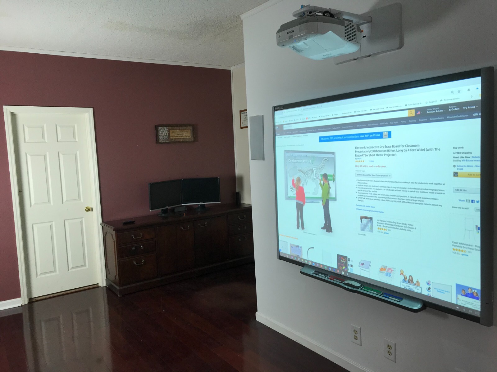 SMART Board SB680 77" Interactive Whiteboard In Excellent Condition With Pens