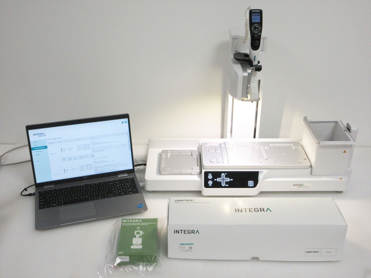 INTEGRA ASSIST PLUS 4505 PIPETTING ROBOT WITH LAPTOP VIALAB 1250 VOYAGER PIPETTE