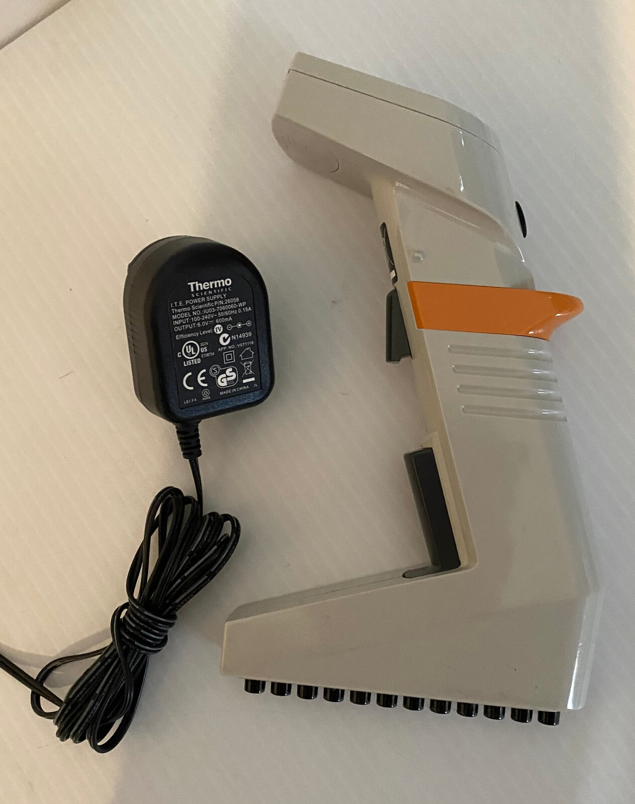 Thermo Scientific MATRIX 850µL  12 Channel Pipette w/ P/S