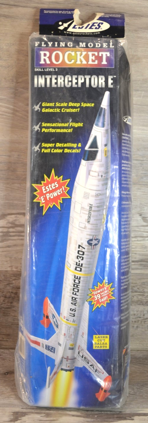 Estes Flying Model Rocket Kit INTERCEPTOR E - Skill Level 3. NOS