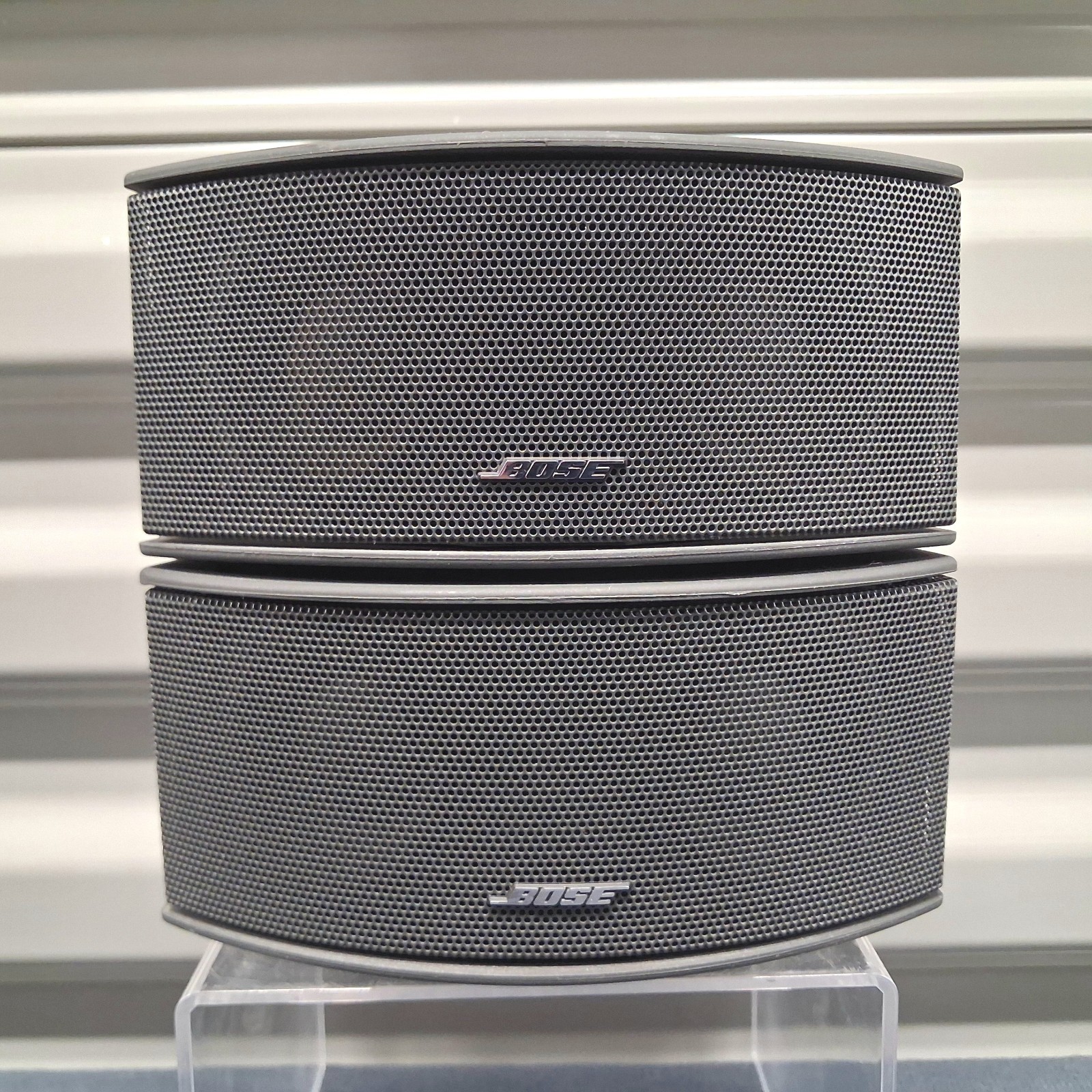 Bose 3-2-1 CineMate Satellite Speakers Articulated Array Grey No Cables Lot Of 2