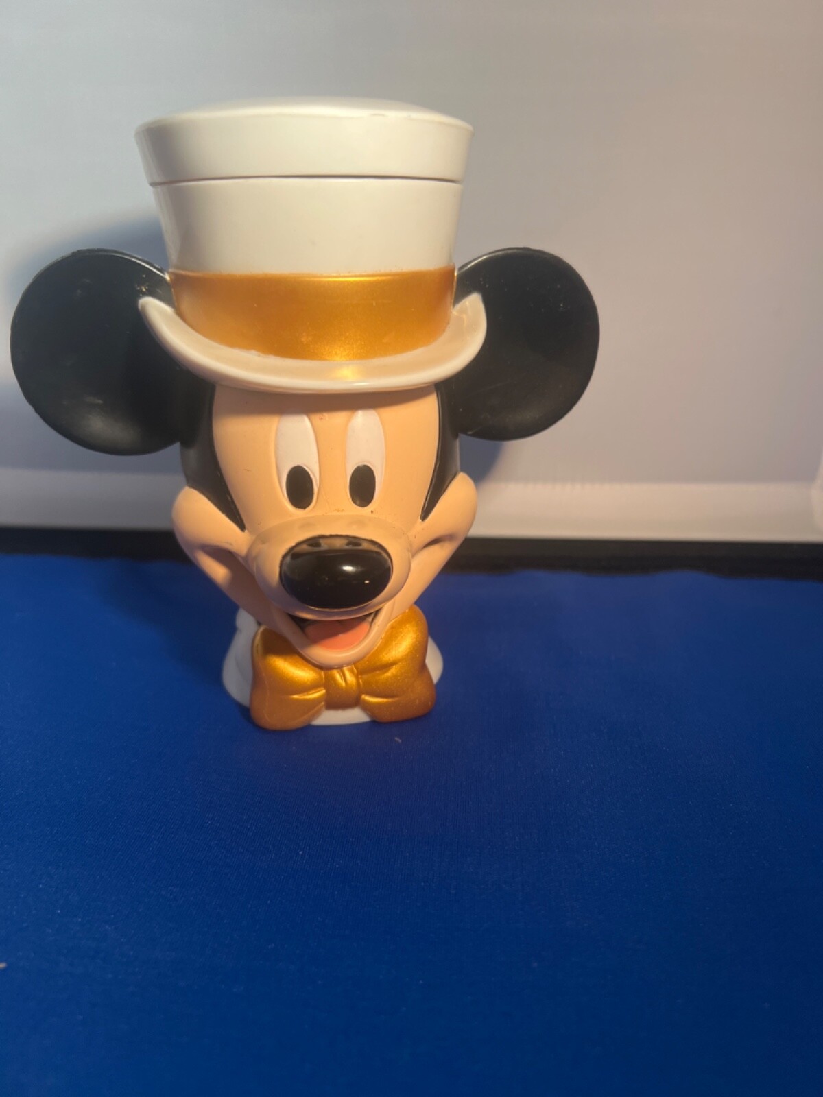 Vintage Mickey Mouse Plastic Cup With Lifting Lid