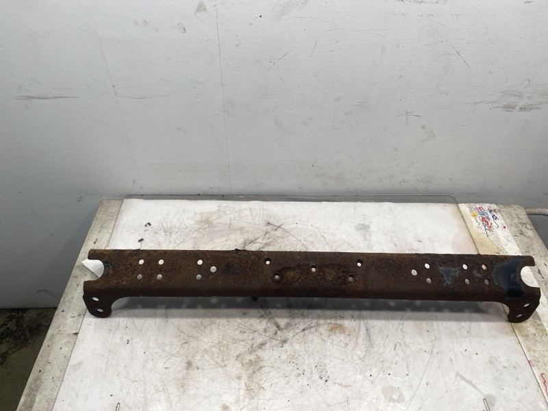 2009 Frame Crossmember A1524587000 for Freightliner Cascadia (648-11527)