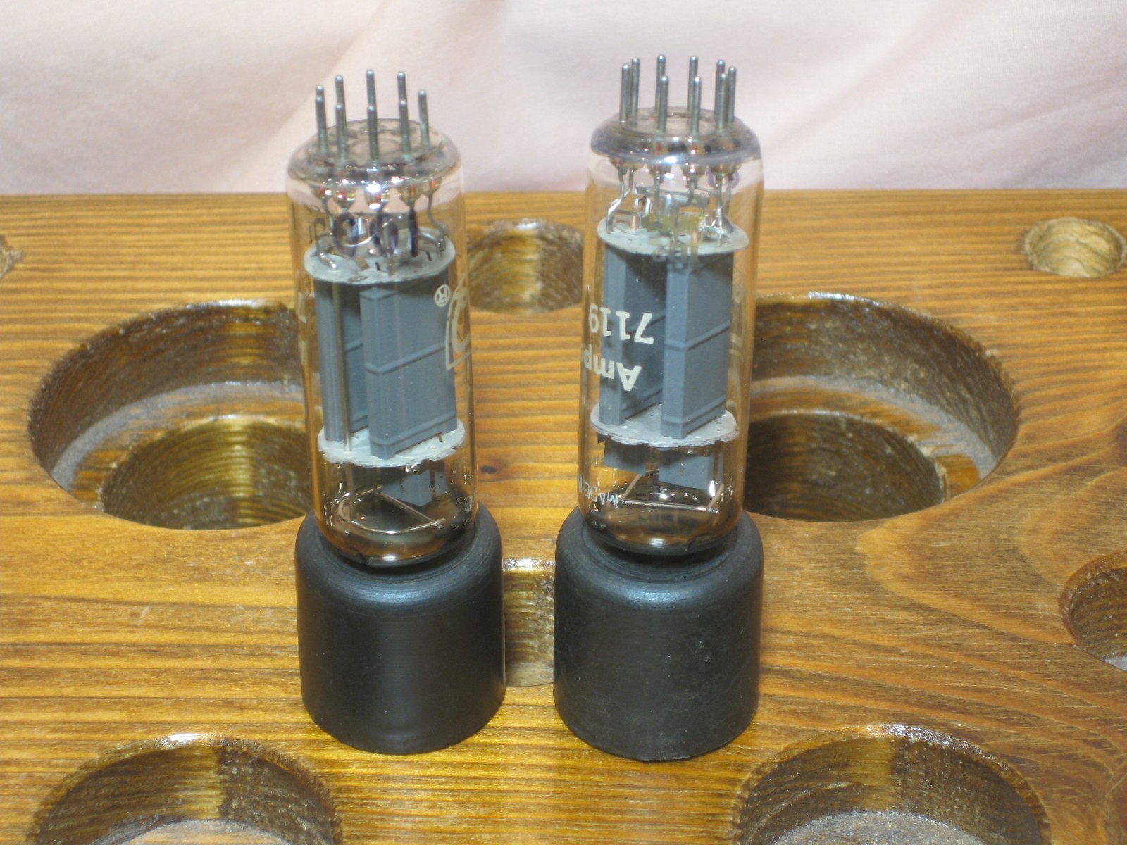 Amperex 7119 / E182CC Matching pair PQ D getter electronic tubes