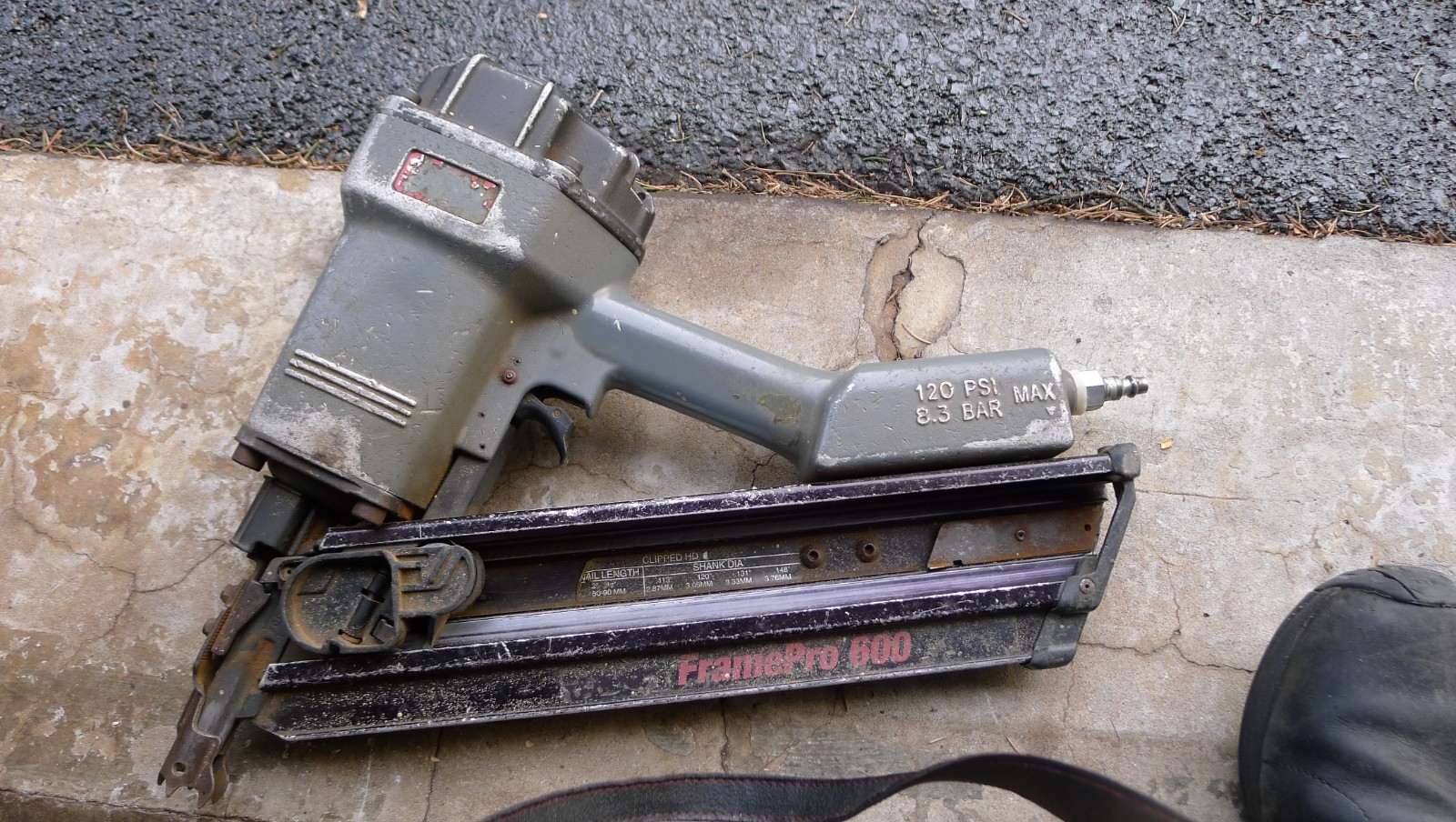 SENCO FRAMEPRO 600 FRAMING NAILER, 2" TO 3-1/2"