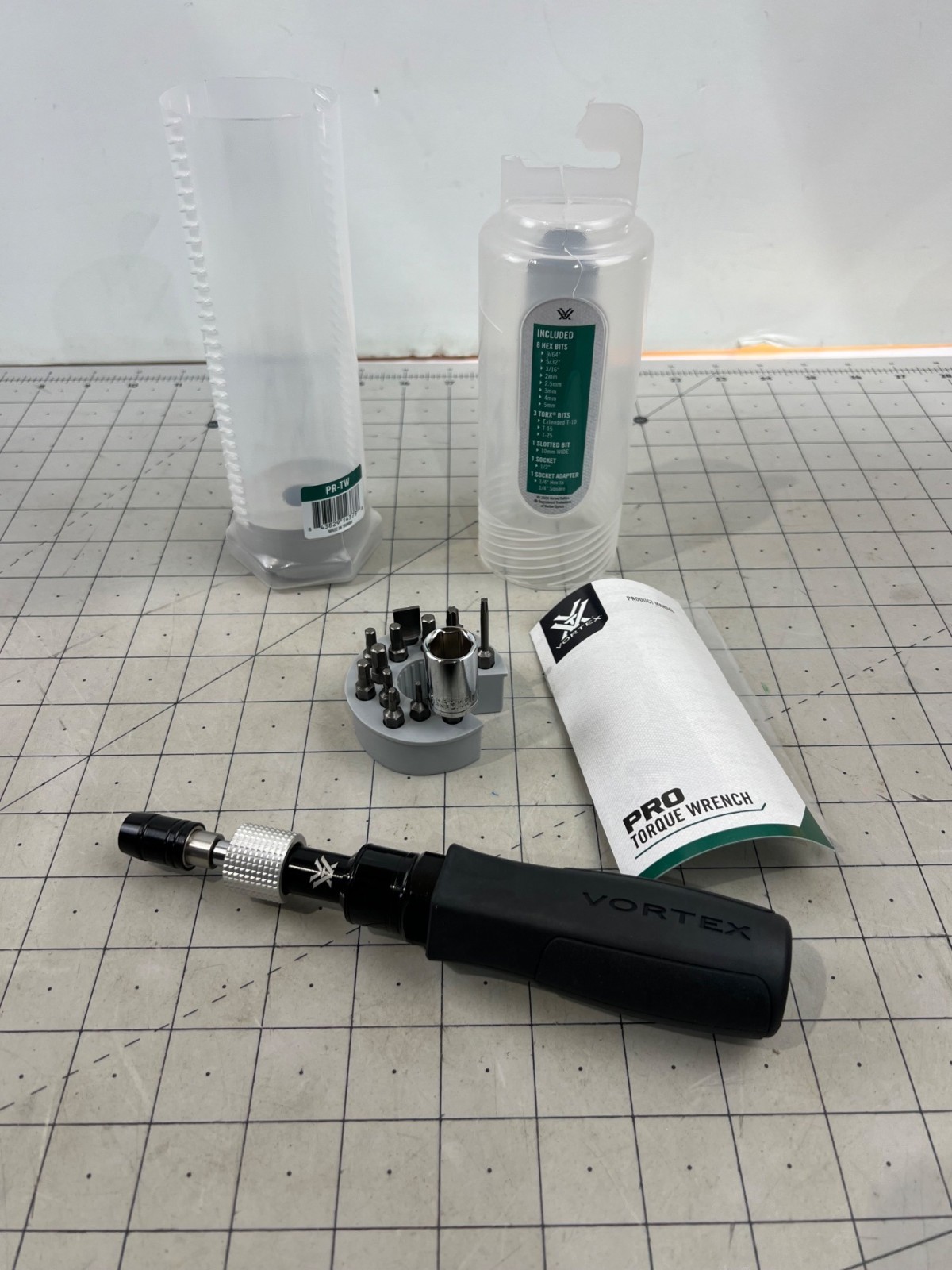 Vortex Pro Torque Wrench 1/4" Bit Set Adjustable 10-90 In-Lbs Includes Bits & So